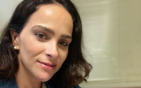 Letícia Cazarré volta a falar de diagnóstico de doença, revela “vontade de desaparecer” e expõe sintomas