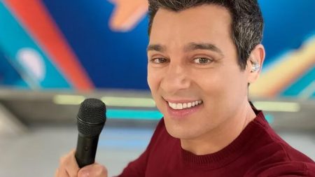 Celso Portiolli revela o que aconteceu em estreia na TV e recorda trabalho como figurante