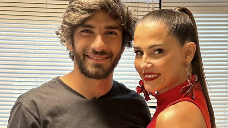 Deborah Secco e Hugo Moura vivem relação aberta