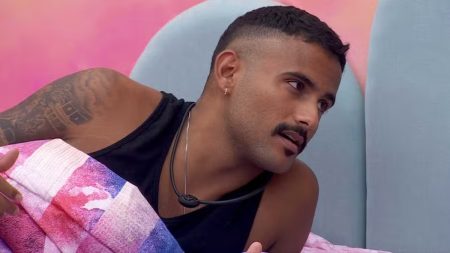 BBB 2024: Lucas Pizane admite incômodo com Nizam e deixa brother sem graça com exposição
