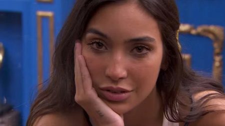 Grande fanfiqueira, Vanessa Lopes diz que exibição de Renascer no BBB 2024 é novo sinal