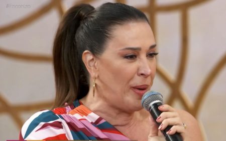 Após gravidez aos 55 anos, Claudia Raia revela se quer mais um filho
