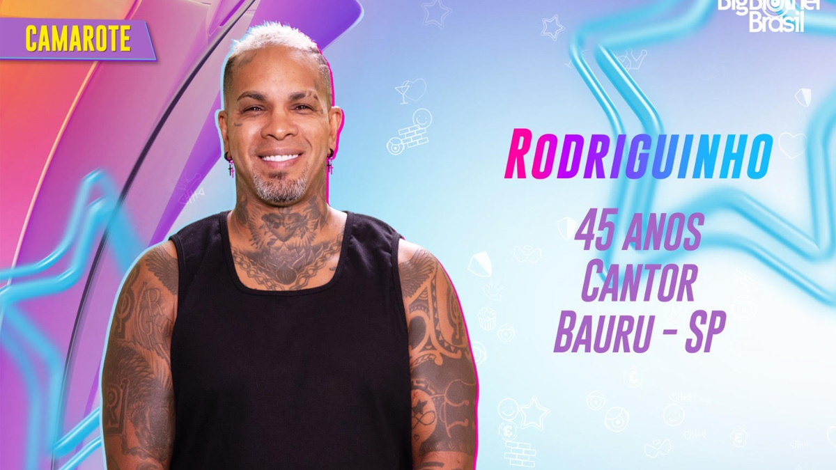 BBB 2024: Boninho ignora vazamento e mantém Rodriguinho, ex-Os Travessos, no elenco