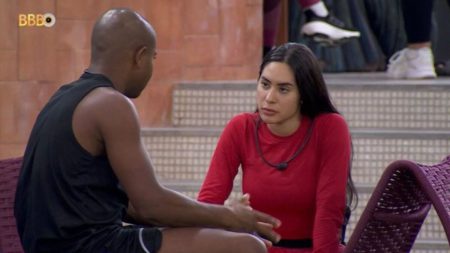 Relação entre Davi e Isabelle fica estremecida após situação polêmica em festa do BBB 2024