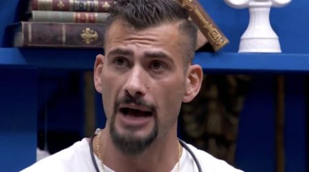 Nizam fica furioso e ameaça denunciar Davi após polêmica no BBB 2024