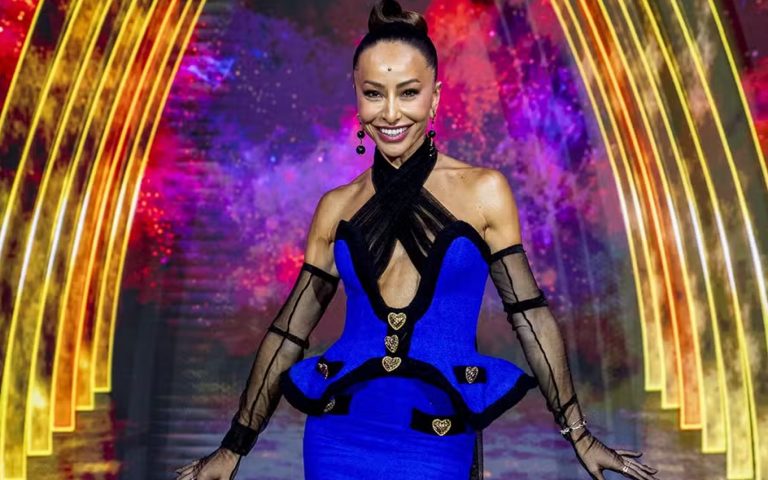 Sabrina Sato no The Masked Singer