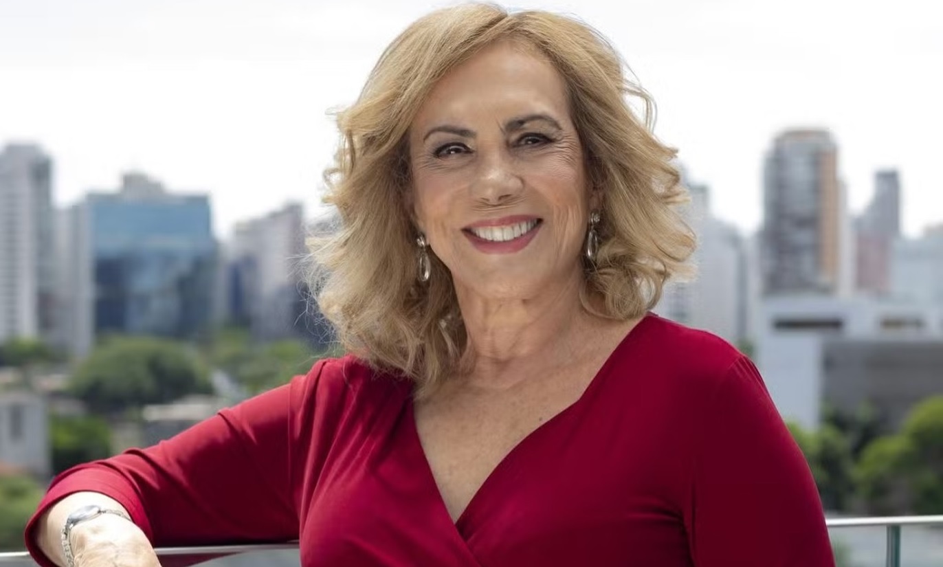 Arlete Salles celebra papel inédito na Globo ao interpretar gêmeas em Família É Tudo