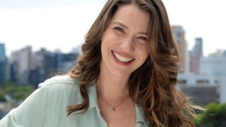 Nathalia Dill revela o motivo pelo qual se afastou das novelas da Globo durante anos