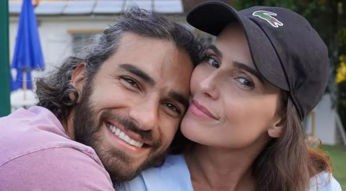 Deborah Secco revela se deseja aumentar a família com Hugo Moura