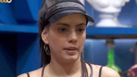 No BBB 2024, Fernanda confessa vontade de “sentar o pau” na Beatriz após barraco