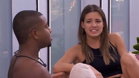 Davi tem climão forte com Beatriz e dá recado inesperado no BBB 2024: “Você tem que tratar”