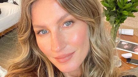 Gisele Bündchen anuncia relacionamento e comenta rumores de traição