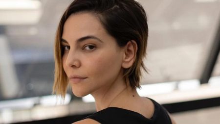 Tainá Muller revela constrangimento após postura com a Globo