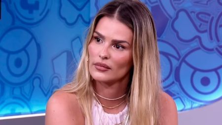 Yasmin Brunet fica completamente em choque com pergunta sobre Leidy em entrevista