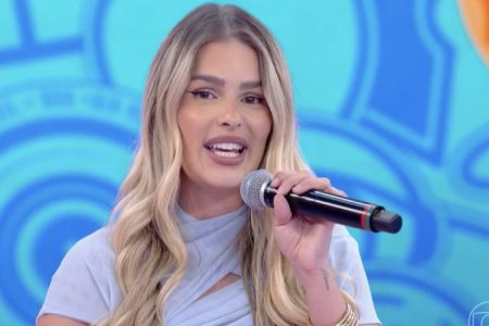 Empresário de Yasmin Brunet surge “p da vida” e rebate atitude de Dona Déa na Globo: “Lacradora”