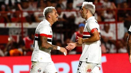 Barcelona-EQU x São Paulo: onde assistir AO VIVO, horário e escalações (25/04) – Libertadores 2024