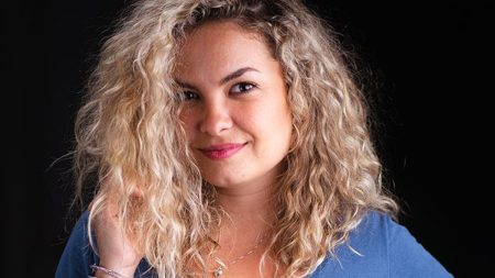 Sucesso em Rebelde, Lua Blanco esclarece afastamento da TV e reconciliação com o ex Arthur Aguiar