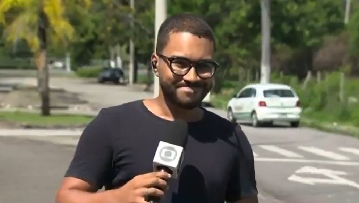 Repórter da Globo é surpreendido por vizinha desbocada e situação é flagrada ao vivo