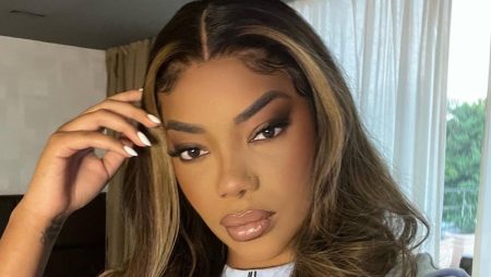 Por que Ludmilla está sendo acusada de intolerância religiosa e o que é Tranca Rua?