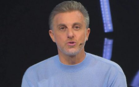 Luciano Huck dispara opinião política em Harvard e vídeo causa impacto nas redes sociais