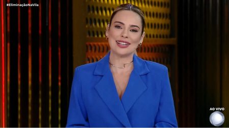 Rachel Sheherazade dá indireta ao SBT durante A Grande Conquista 2 ao vivo