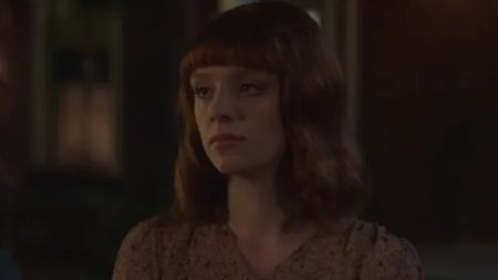 Quem é a atriz de série da Record que caiu do quinto andar de prédio?