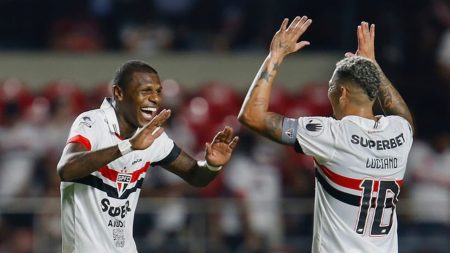 São Paulo x Barcelona-EQU: assistir AO VIVO, horário e escalações (16/05) – Libertadores 2024