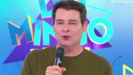 Domingo Legal bate a Globo durante 10 minutos e tem audiência espetacular