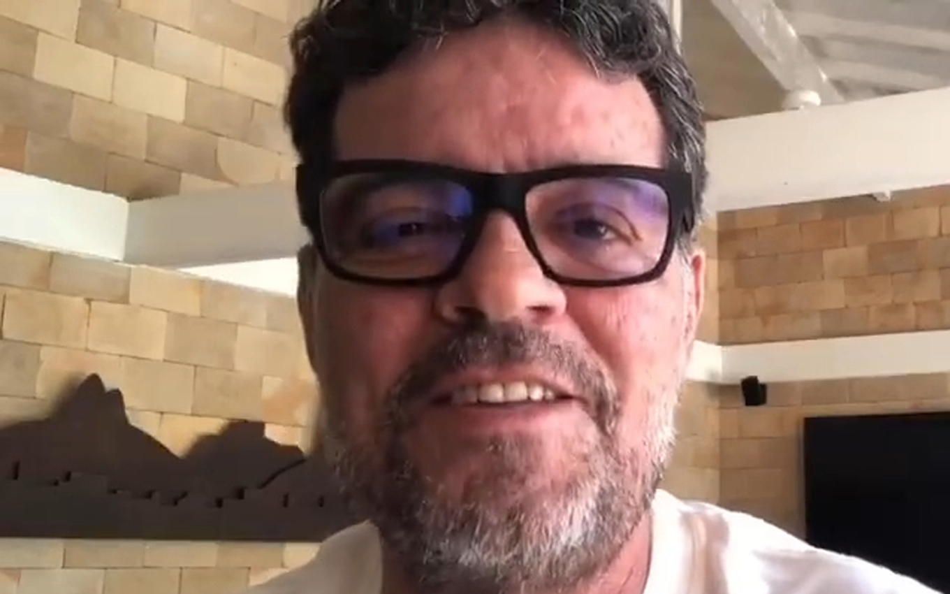 Felipe Camargo fala sobre novo projeto da Globo e celebra 27 anos de sobriedade: “Não é impossível”
