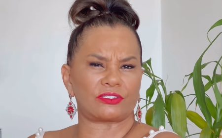 Solange Couto surge com filho de 50 anos, deixa todos chocados e questionando sua idade