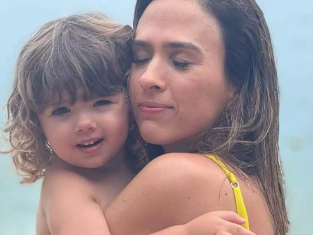 Tata Werneck faz desabafo sobre escolha por conservar a imagem da filha: “Me sinto desrespeitada”