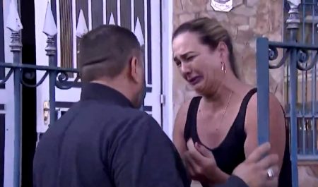 Morte de Nahim: SBT flagra momento EXATO da ex inconsolável na casa do cantor