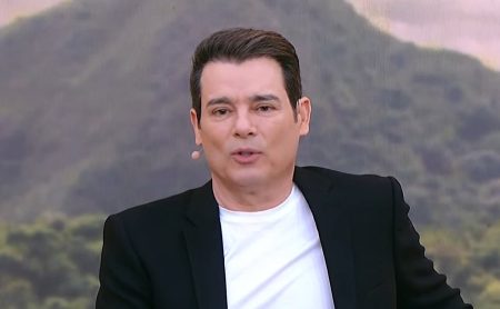 Celso Portiolli desabafa no SBT ao ser criticado por sátira sobre Eliana