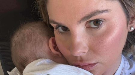 Mãe de 3, Bárbara Evans faz desabafo inédito após filho ser internado na UTI