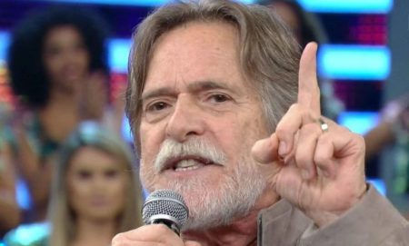 José de Abreu debocha de Murilo Rosa e rebate crítica sobre hálito