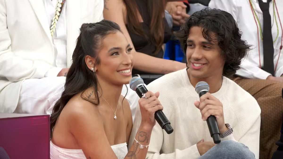 Vanessa Lopes surge na Globo com o novo namorado e detalha início de tudo