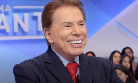 Narrador da Globo “vira” Silvio Santos em transmissão ao vivo; veja vídeo