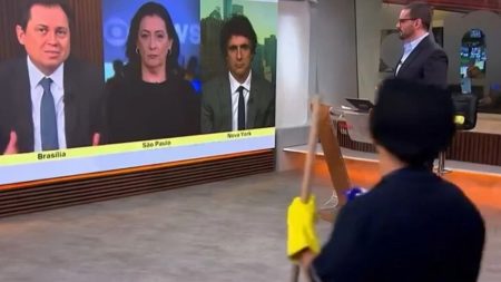 Faxineira que invadiu GloboNews AO VIVO foi demitida?