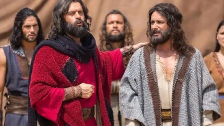 Cansou de novelas bíblicas? Record prepara horário para tramas de outro país