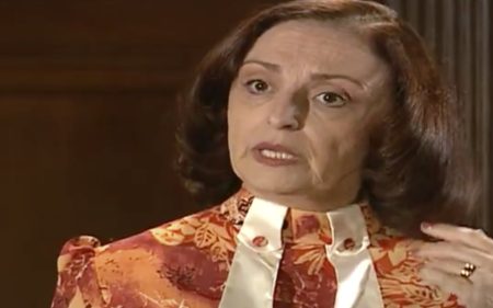 Alma Gêmea: Débora deixa Cristina de boca aberta ao revelar descoberta impactante