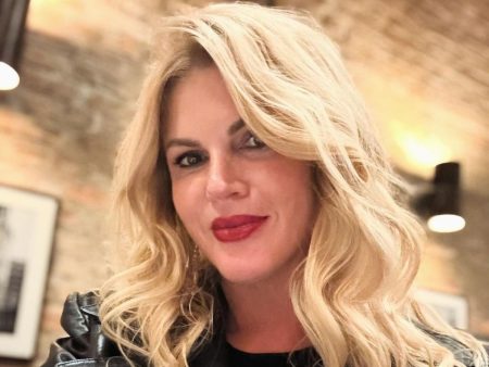 É a crise? Val Marchiori tenta vender bolsa de luxo de R$ 100 mil pela metade do valor