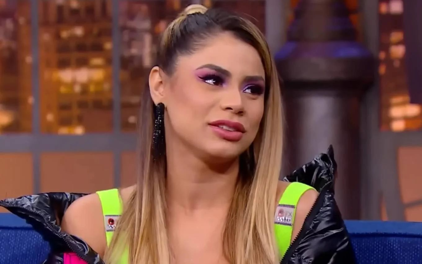 Ex-dançarino acusa Lexa de causar demissão na Globo e cantora reage