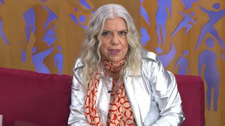 Astrid Fontenelle revela motivo de não acompanhar o novo Saia Justa com Eliana