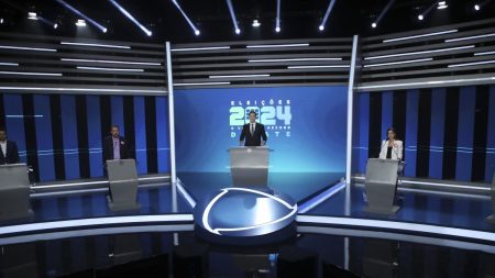 Record alcança audiência surreal com debate em SP; veja comparação com rivais