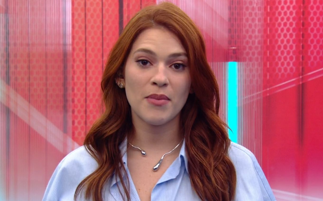 Ana Clara, apresentadora do Estrela da Casa