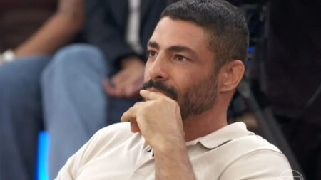Galã da Globo diz que sonha “muitas vezes” com Cauã Reymond