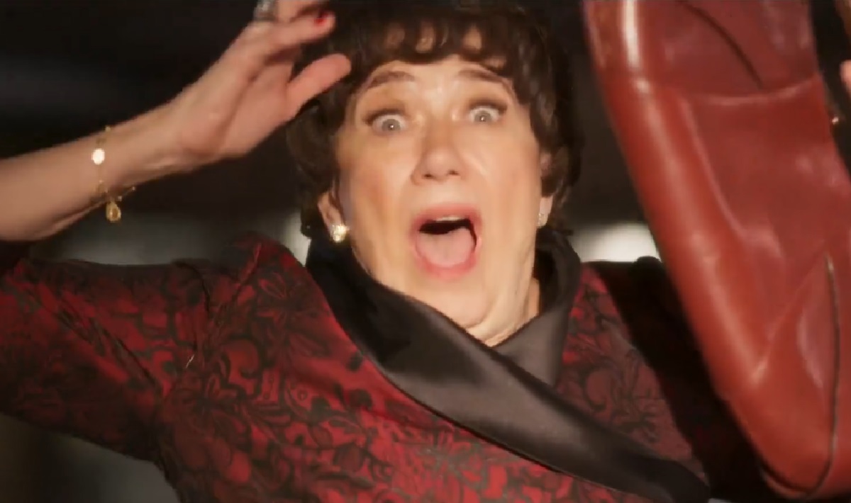Reprise do último capítulo de Garota do Momento