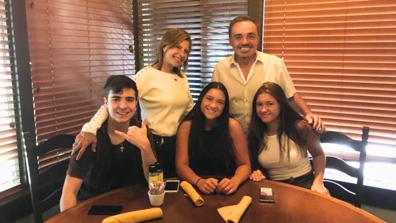 Gugu Liberato e os filhos