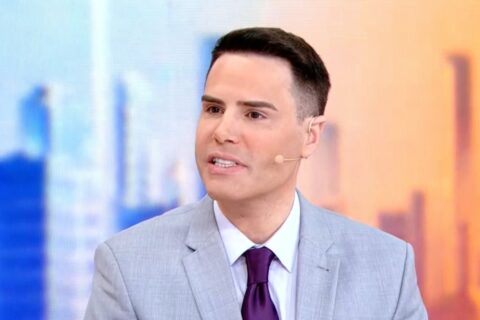 Luiz Bacci humilha o SBT ao vivo em programa: “Pobre”