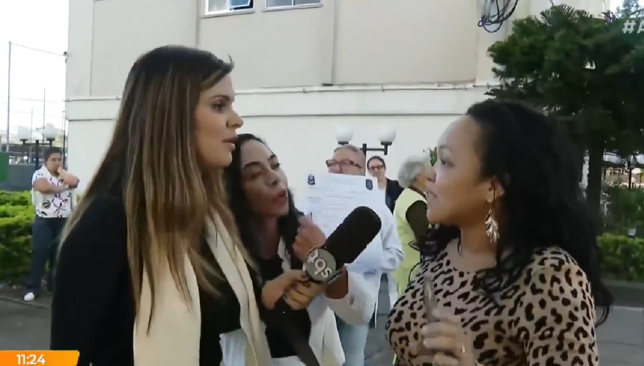 Repórter do Alô Você briga com moradora